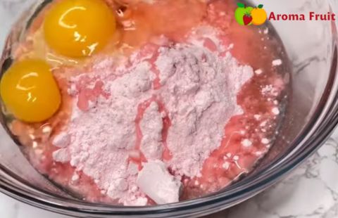 Strawberry Shortcake Crumbl Cookie Recipe